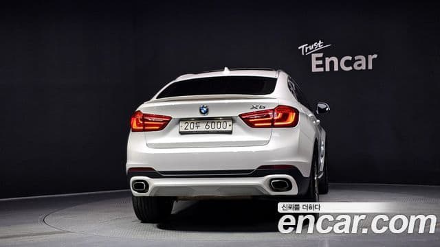 BMW X6 (F16) 4
