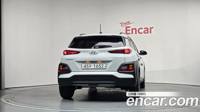 Hyundai Kona 4