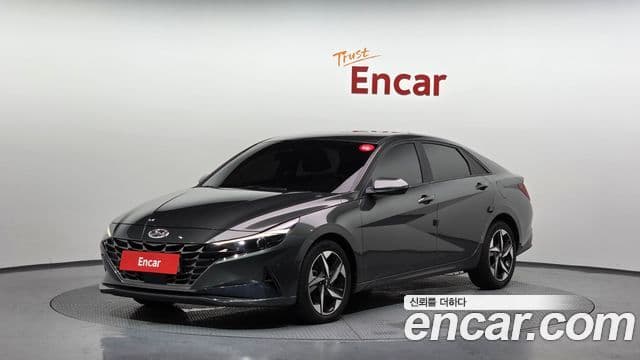 Hyundai Avante (CN7) 1
