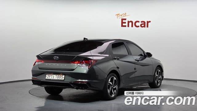 Hyundai Avante (CN7) 2