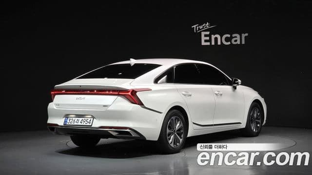 Kia K8 Hybrid 2