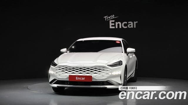Kia K8 Hybrid 3