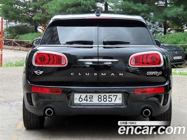 MINI Cooper SD Clubman 3