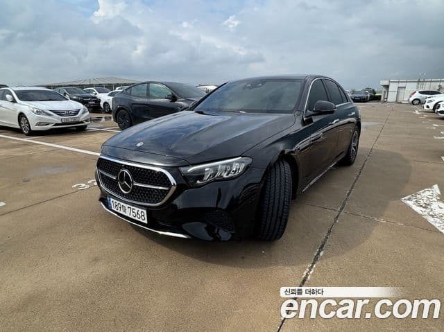 Mercedes-Benz E-Class W214