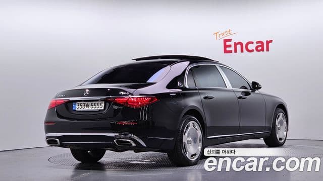 Mercedes-Benz S-Class W223 2