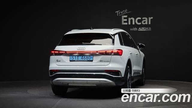 Audi Q4 e-트론 (F4) 3