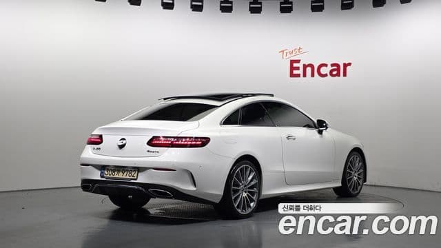 Mercedes-Benz E-Class W213 2