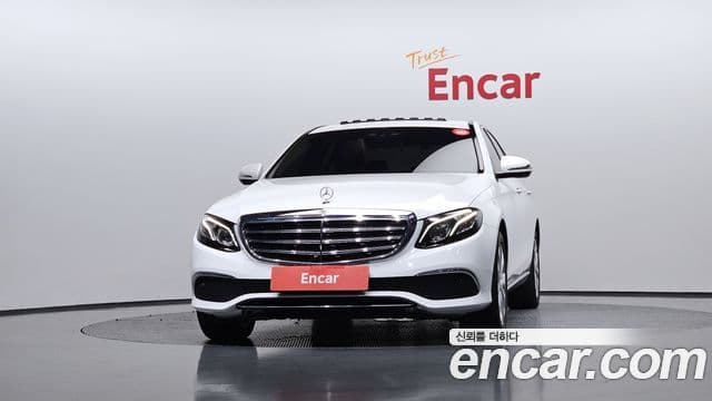 Mercedes-Benz E-Class W213 3