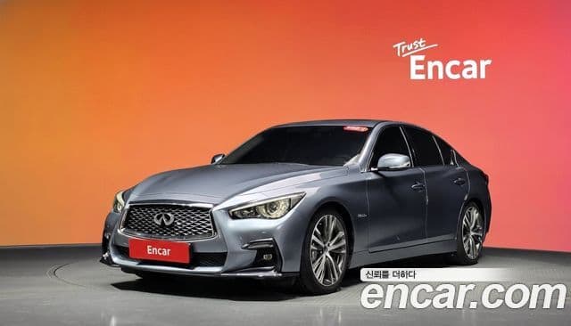 Infiniti Q50 1