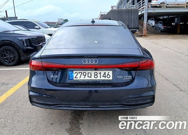 Audi A7 (4K) 3