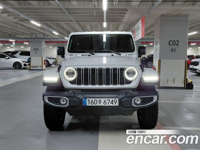 Jeep Wrangler (JL) 3
