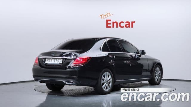 Mercedes-Benz C-Class W205 2