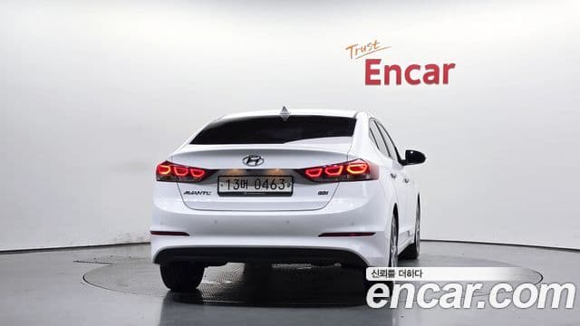 Hyundai Avante AD 4