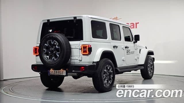 Jeep Wrangler (JL) 2