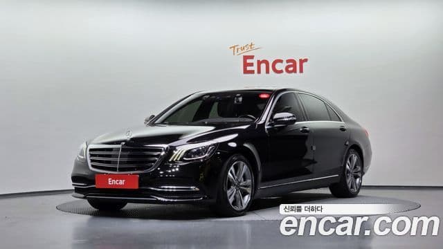 Mercedes-Benz S-Class W222