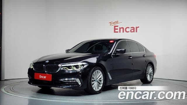 BMW 5 Series (G30)