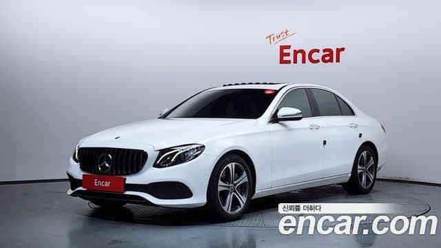 Mercedes-Benz E-Class W213 1