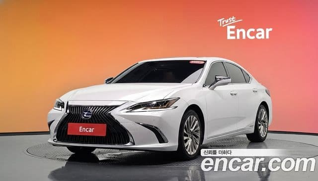 Lexus ES300h 7th Gen 1