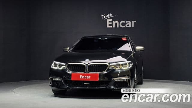 BMW 5 Series (G30) 3