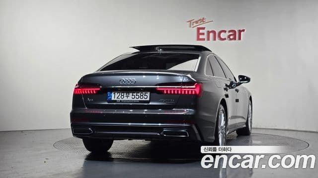 Audi A6 (C8) 3