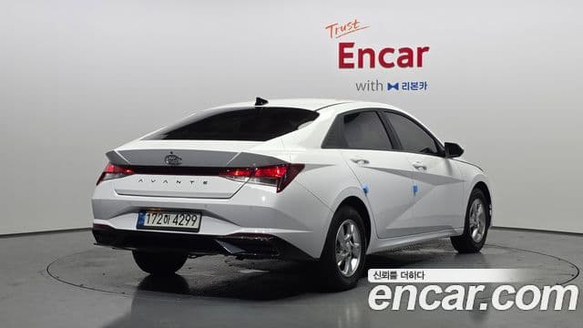 Hyundai Avante (CN7) 2