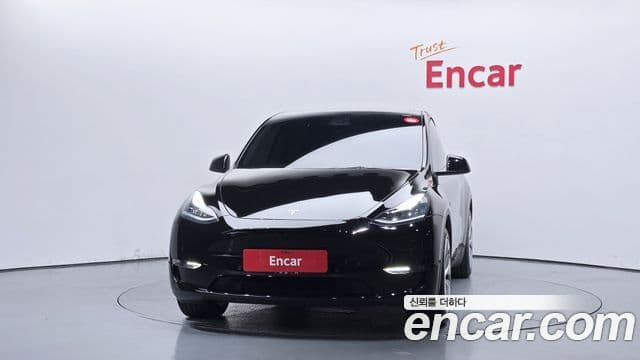 Tesla Model Y 3