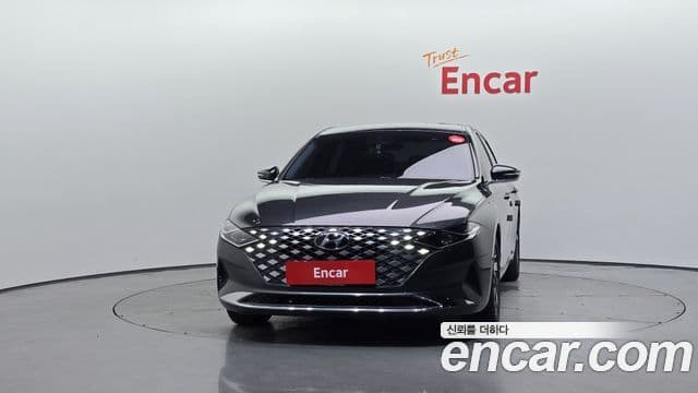 Hyundai The New Grandeur IG Hybrid 3