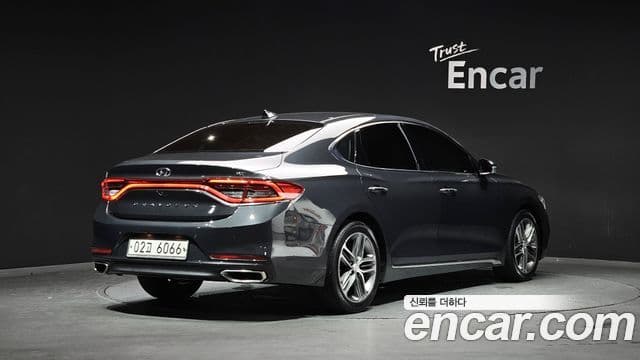 Hyundai Grandeur IG 2