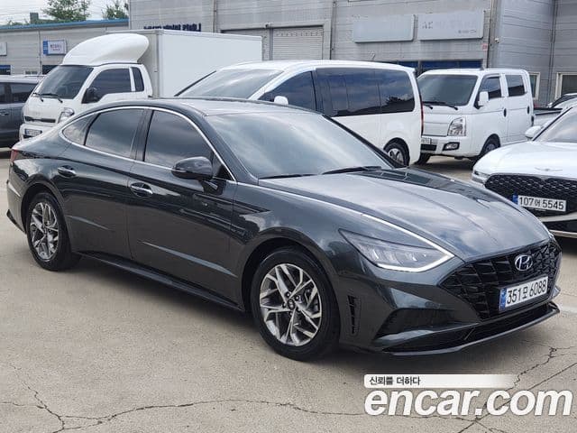 Hyundai Sonata (DN8) 2