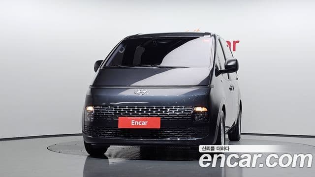 Hyundai Staria 3