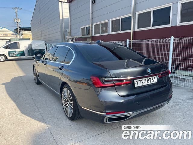 BMW 7 Series (G11) 2