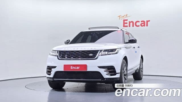 Land Rover Range Rover Velar 3