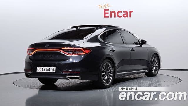 Hyundai Grandeur IG 2