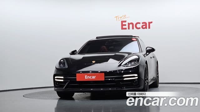 Porsche Panamera (971) 3