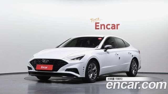 Hyundai Sonata (DN8) 1
