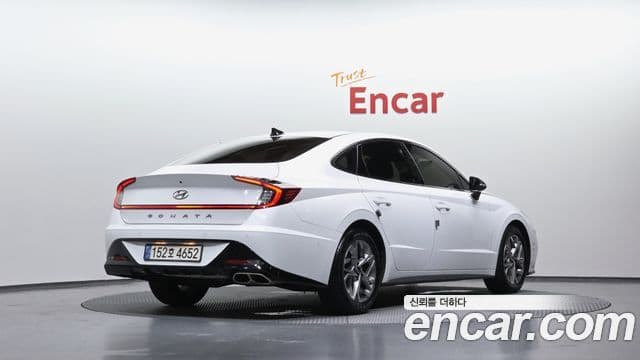 Hyundai Sonata (DN8) 2