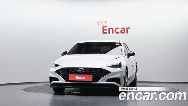 Hyundai Sonata (DN8) 3