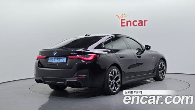 BMW i4 2