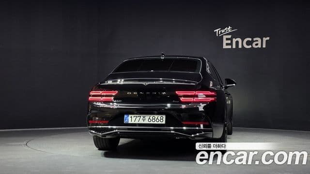 Genesis G80 (RG3) 3