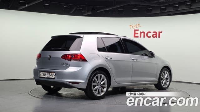 Volkswagen Golf 7th Gen 2