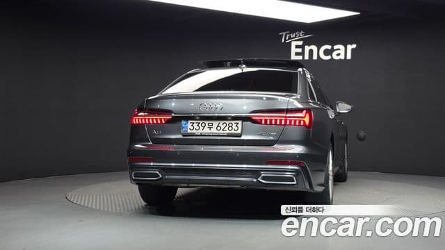 Audi A6 (C8) 4