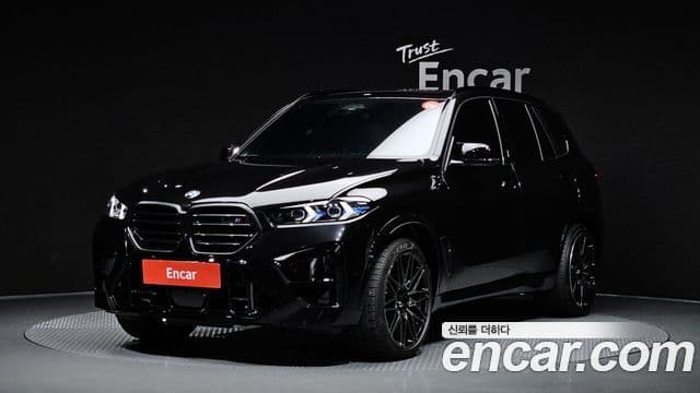BMW X5M (G05) 1