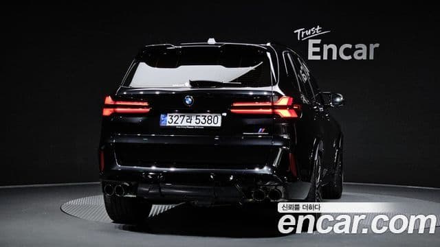 BMW X5M (G05) 4
