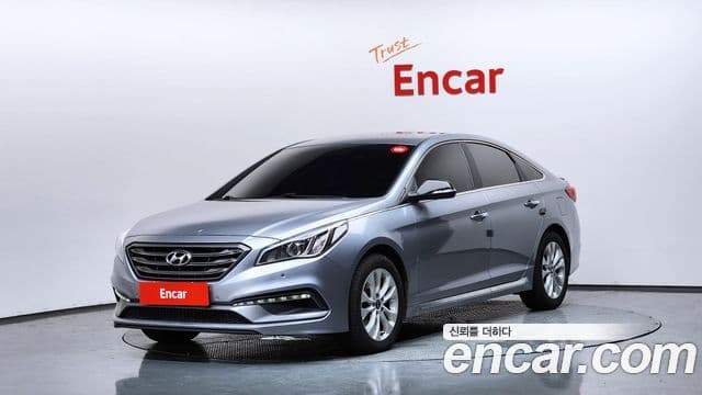 Hyundai LF Sonata 1
