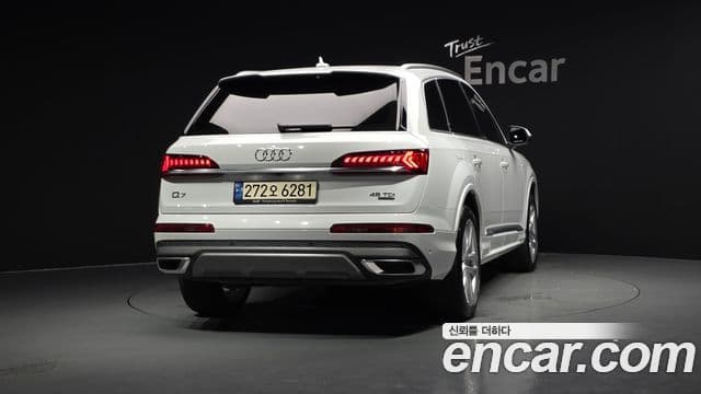 Audi Q7 (4M) 3