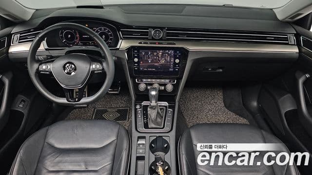 Volkswagen Arteon 4