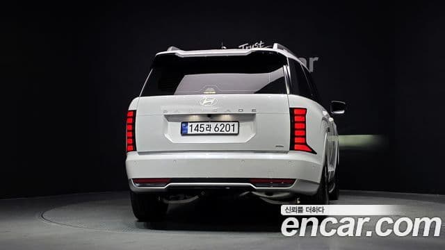 Hyundai Palisade (LX3) 3