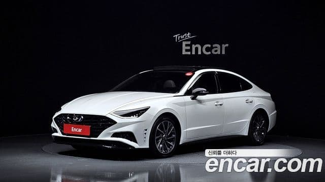 Hyundai Sonata (DN8)