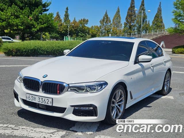 BMW 5 Series (G30)