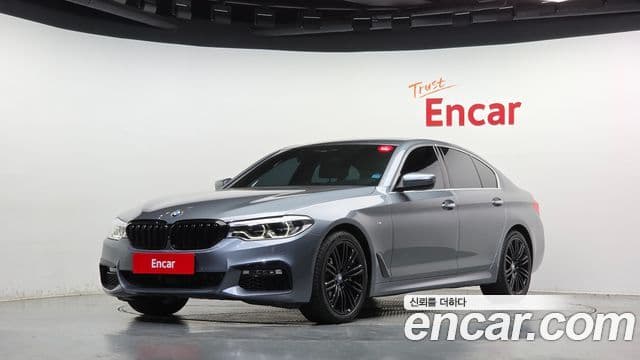 BMW 5 Series (G30)